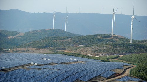 “İki karbon” hedefi emisyon-gelişme dengesini gerektiriyor