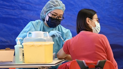 Çin’de 3.1 milyar doz COVID-19 aşısı yaptırıldı